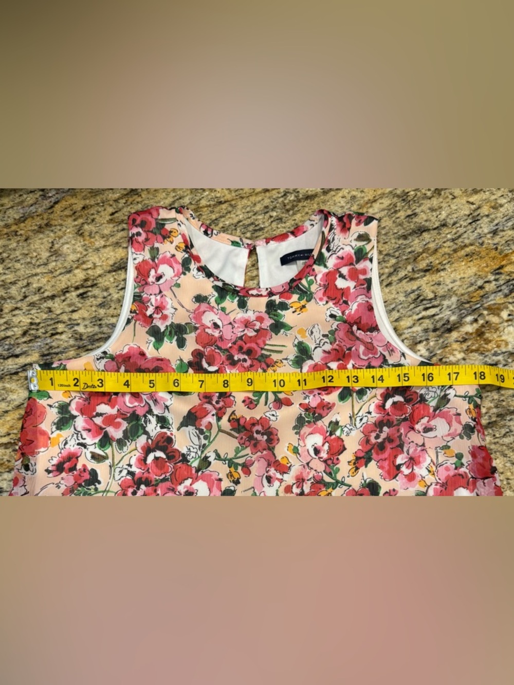 Tommy Hilfiger Pink Floral Lined Shift Dress Size 4 Knee Length - Picture 8 of 9